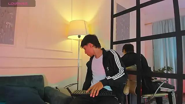 AlessandroDybala on StripChat