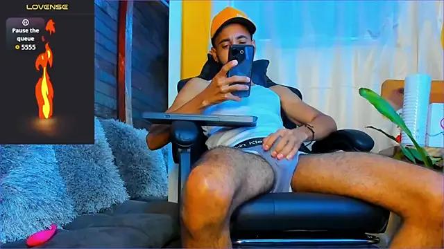 Freechat Alex_bigcock11_ on StripChat