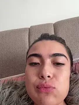 Freechat Alexandra_ra on StripChat