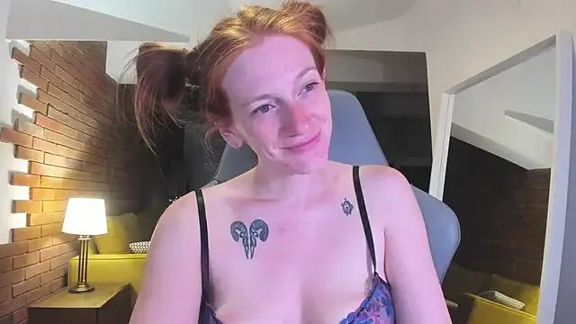 Aliceginger99 on StripChat