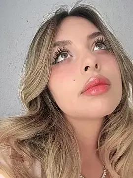 Freechat Alirawrz on StripChat