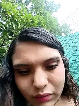 Freechat Alis_1327 on StripChat