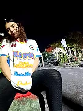 Freechat Alis_1327 on StripChat