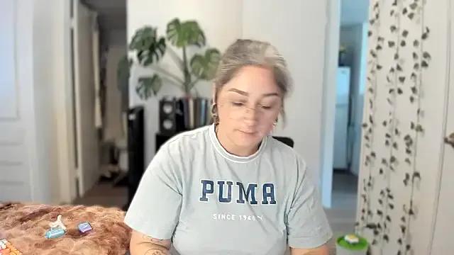 Freechat Alix_Valentine on StripChat