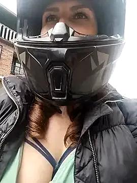 Alysson-- on StripChat