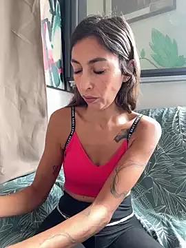 Amani_thewolf on StripChat