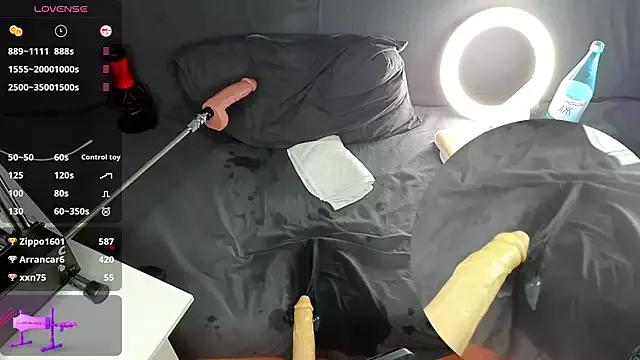 Amanitalis on StripChat