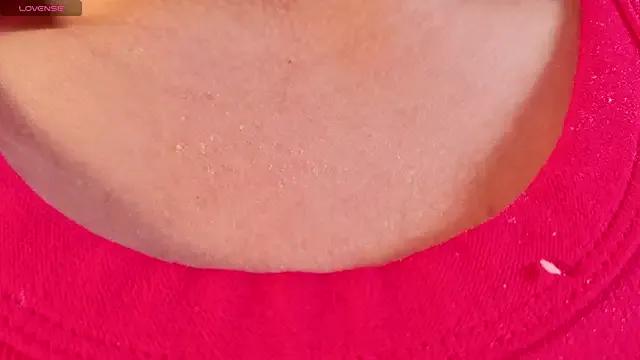 Freechat ambar_rosse25 on StripChat