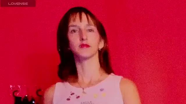 Private Ambar_Roux_ on StripChat