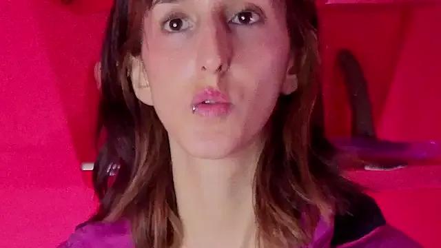 Private Ambar_Roux_ on StripChat