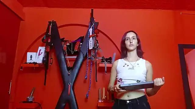 Private Ambar_Roux_ on StripChat