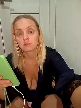 Private Ami_Foxy on StripChat