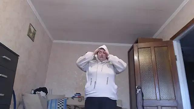 Amy_August on StripChat