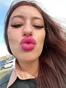 Freechat AndreaMood on StripChat