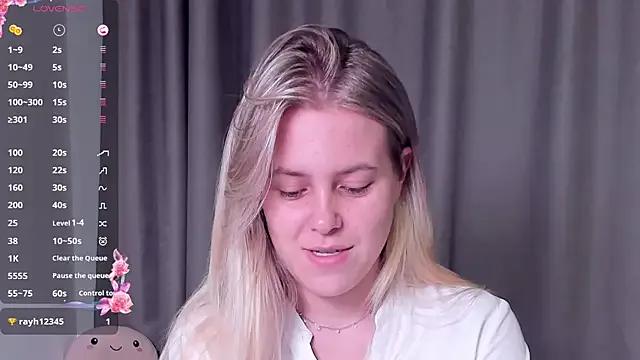 Private AngelAnty on StripChat