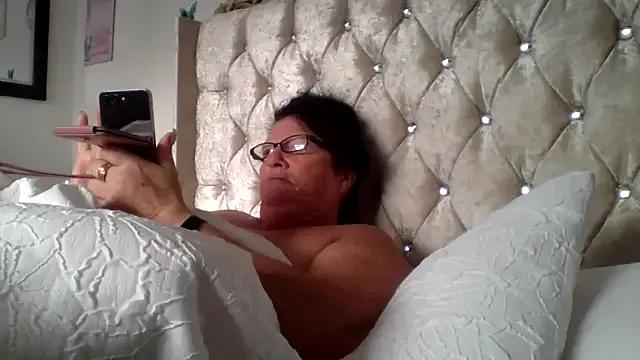 Freechat Angeldelightt on StripChat