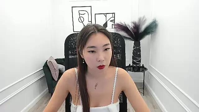 Freechat AnnaReyla on StripChat