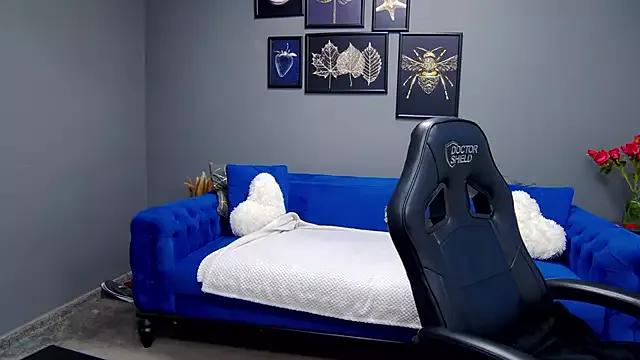 AnneHove on StripChat