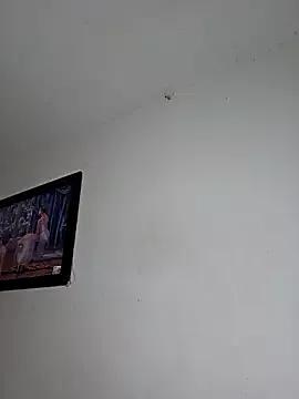 Antonella2_m on StripChat