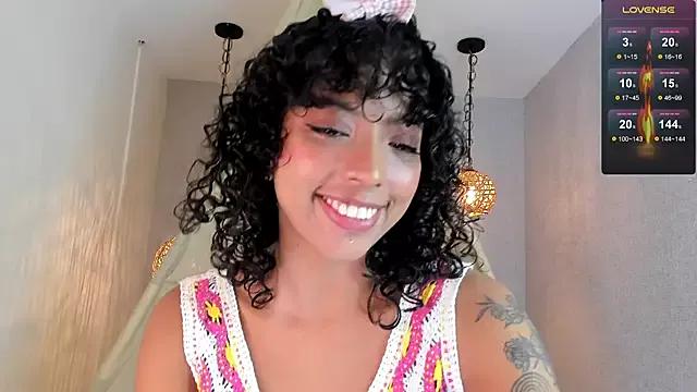 Freechat Ariella_Ruiz on StripChat