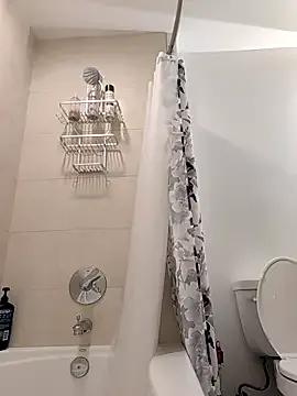 Armyexhibitionistvet — Hang with me.