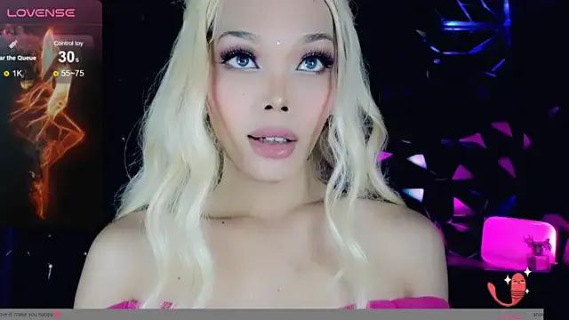 Athena_desire on StripChat