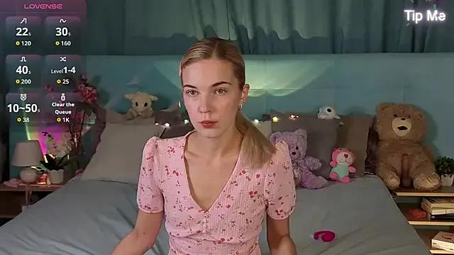 Freechat Aurora_Bennet on StripChat