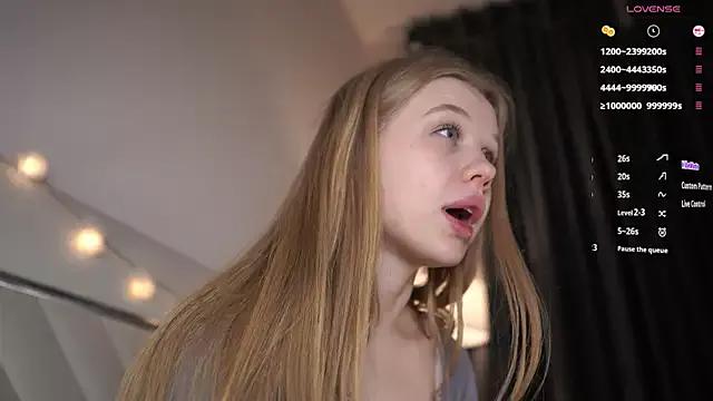 Baby_blush on StripChat