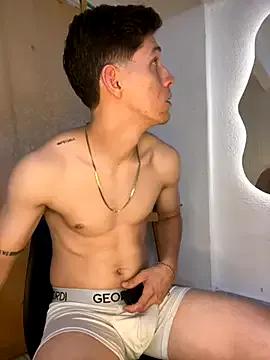 Bodyxx23 on StripChat