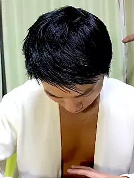 BronzeThickLiam on StripChat