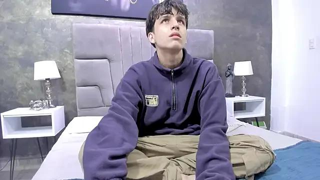 bruce_hans on StripChat