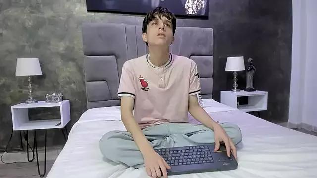 bruce_hans on StripChat