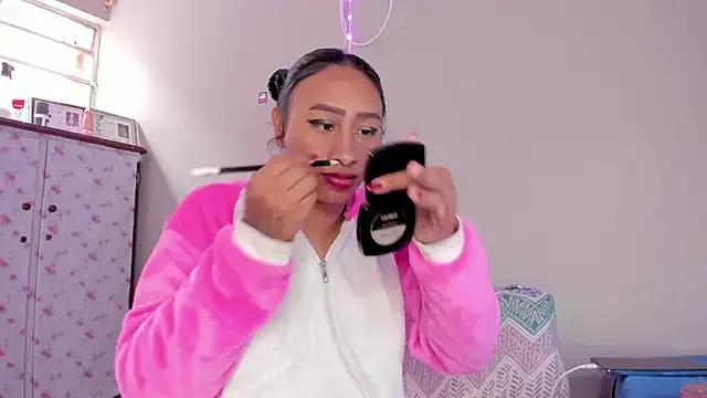 Freechat Brunettesexy0 on StripChat