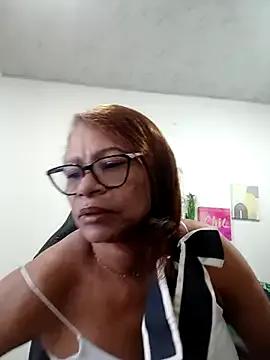BustyMilf_ on StripChat