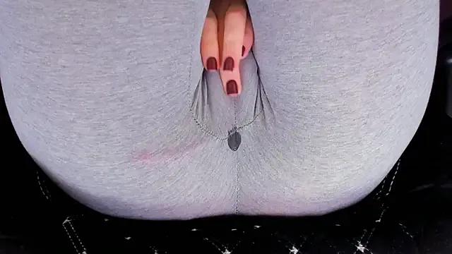 Cameltoe_squirt_inPants on StripChat