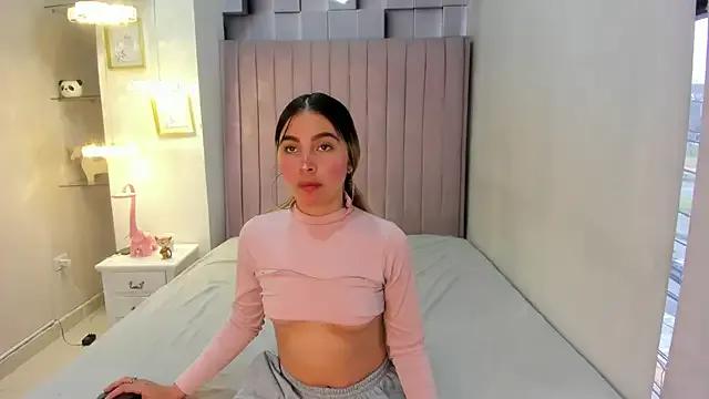 CandySays on StripChat