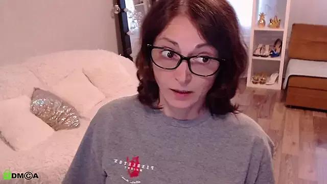 Freechat CaringSophie on StripChat