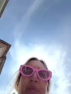 Freechat casalinga88 on StripChat