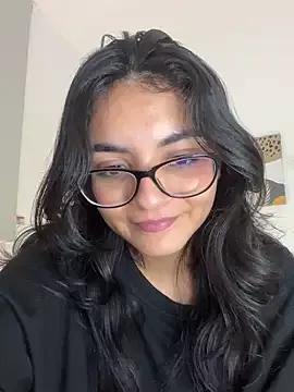 Cat2525 on StripChat