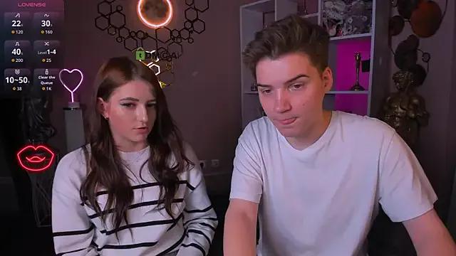 Group catherine_kitty on StripChat