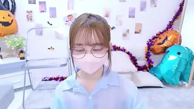 chihiro_ri on StripChat