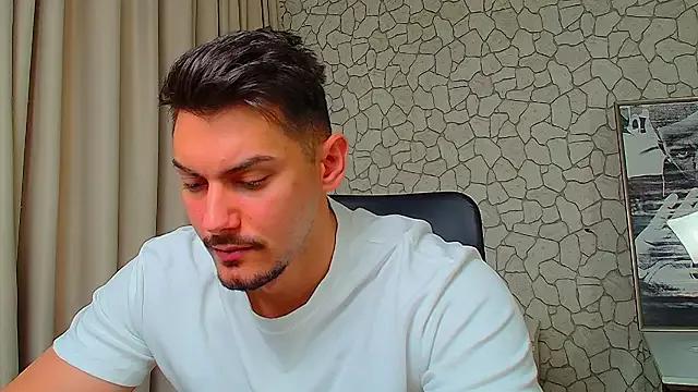 ClintMasters on StripChat