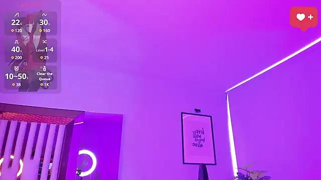 Cloee_Rainbow1 on StripChat