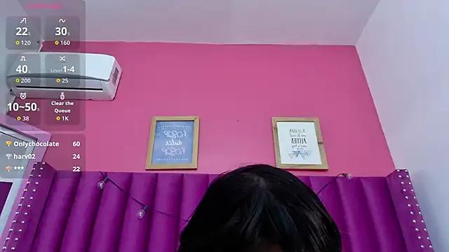 Freechat cosplaydate on StripChat