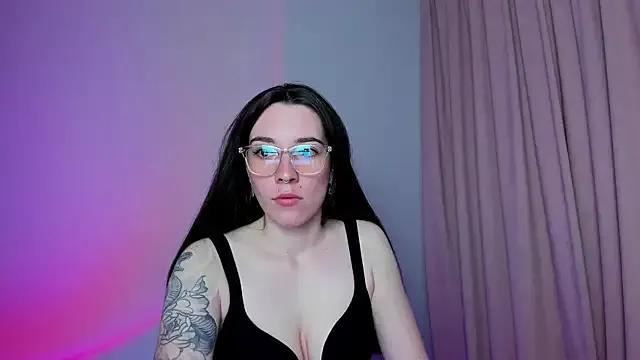 Curious_Lily on StripChat