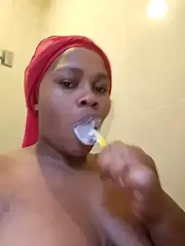 curvycloe1 on StripChat