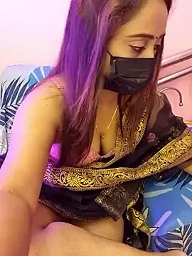 Cute-lusi on StripChat