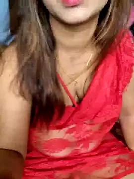 Cute-lusi on StripChat