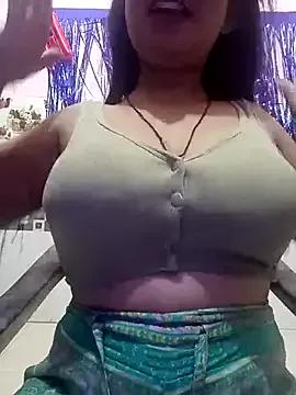 Freechat cute-mahek on StripChat