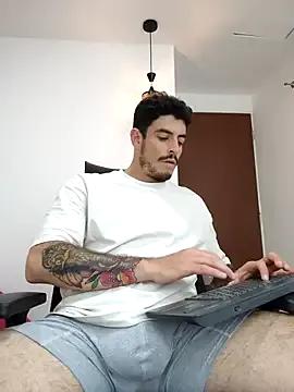 damian_bull on StripChat